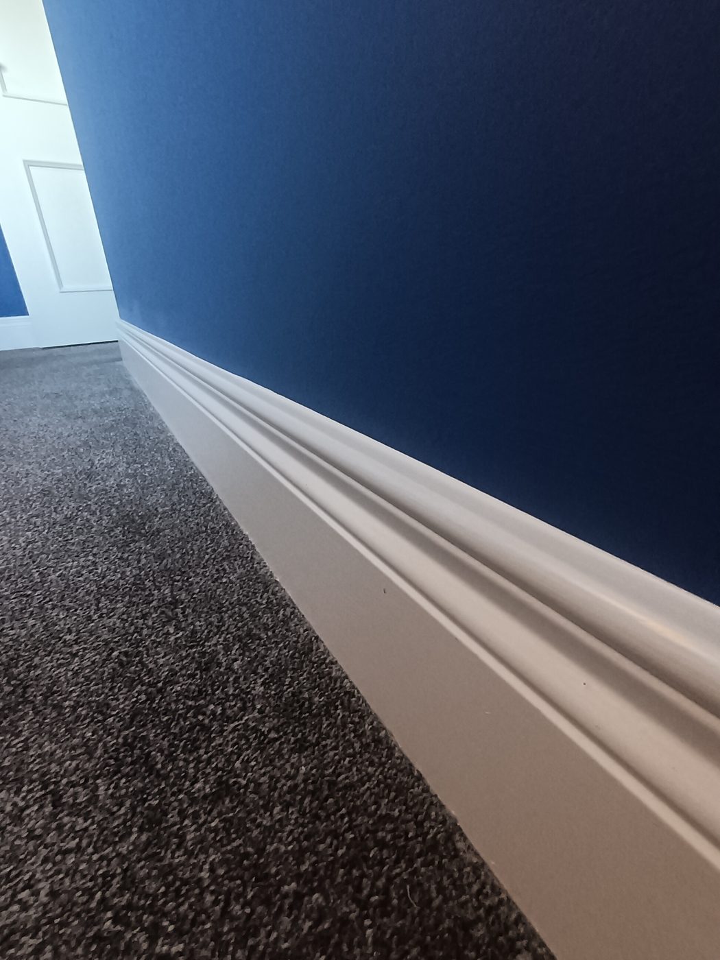 Skirting boards and woodwork painting in Portstewart by Swanson Decor